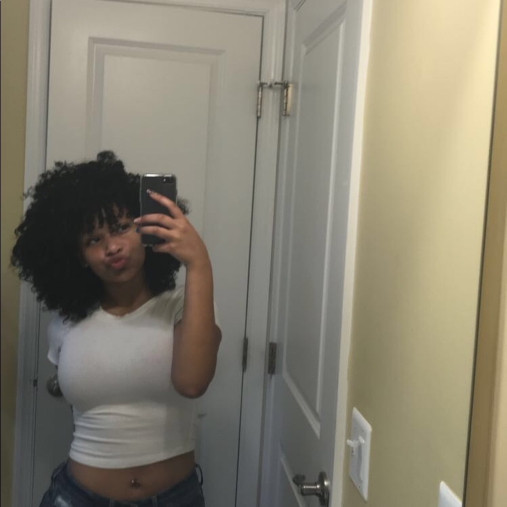 Meet your Posher, Breanna